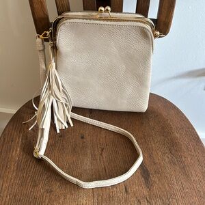 Cream/Bone/Tan Colored Cross Body Bag Gold Tone Hardware Tassel Kiss Lock Clasp